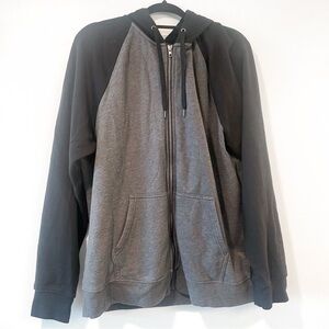 Urban Pipeline Gray and Black Zip Up Sweater L